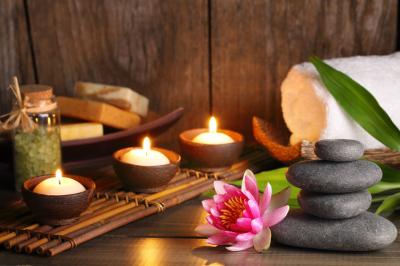 Ayurveda Seidenhandschuh-Massage